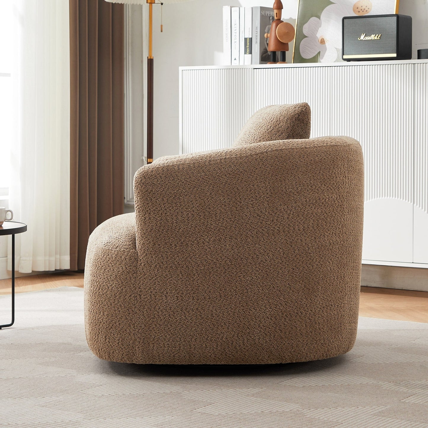 Chaise pivotante à 360°, chaise d'appoint en boucle de 38,2 pouces avec coussin décoratif, chaise de canapé en forme de tonneau avec accoudoirs incurvés.