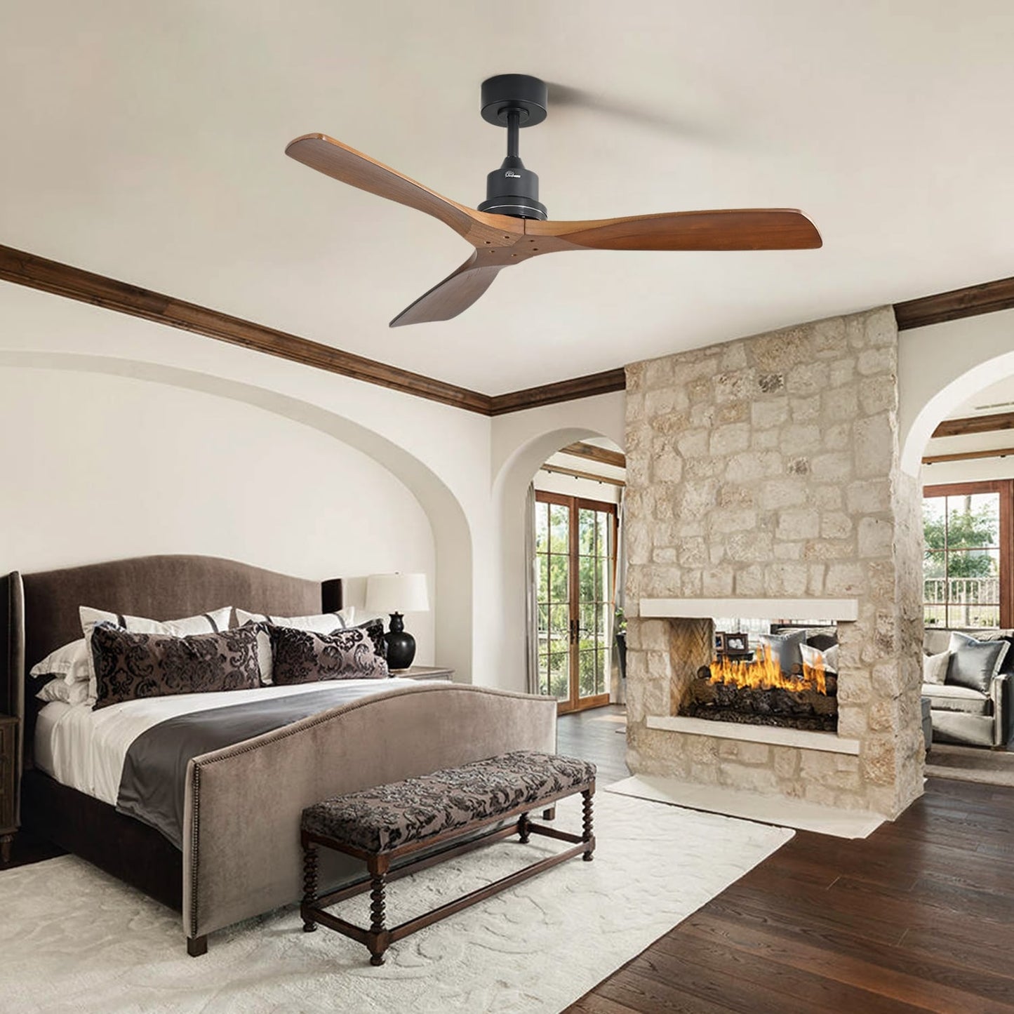 Ventilateur de plafond intérieur en bois Sofucor 52 avec télécommande, éclairage intégré en option.