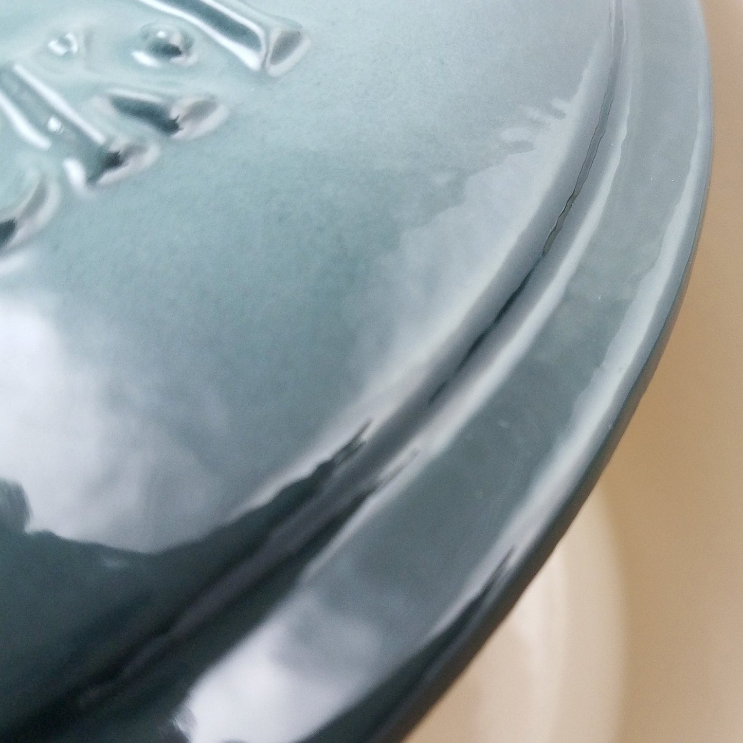 Poule à ragoût en fonte de 7 quarts, ronde, couleur cendrée