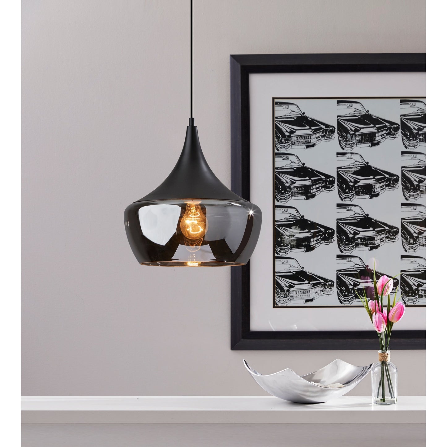 Lampe suspendue Eliza en noir ou en acier d'Adesso