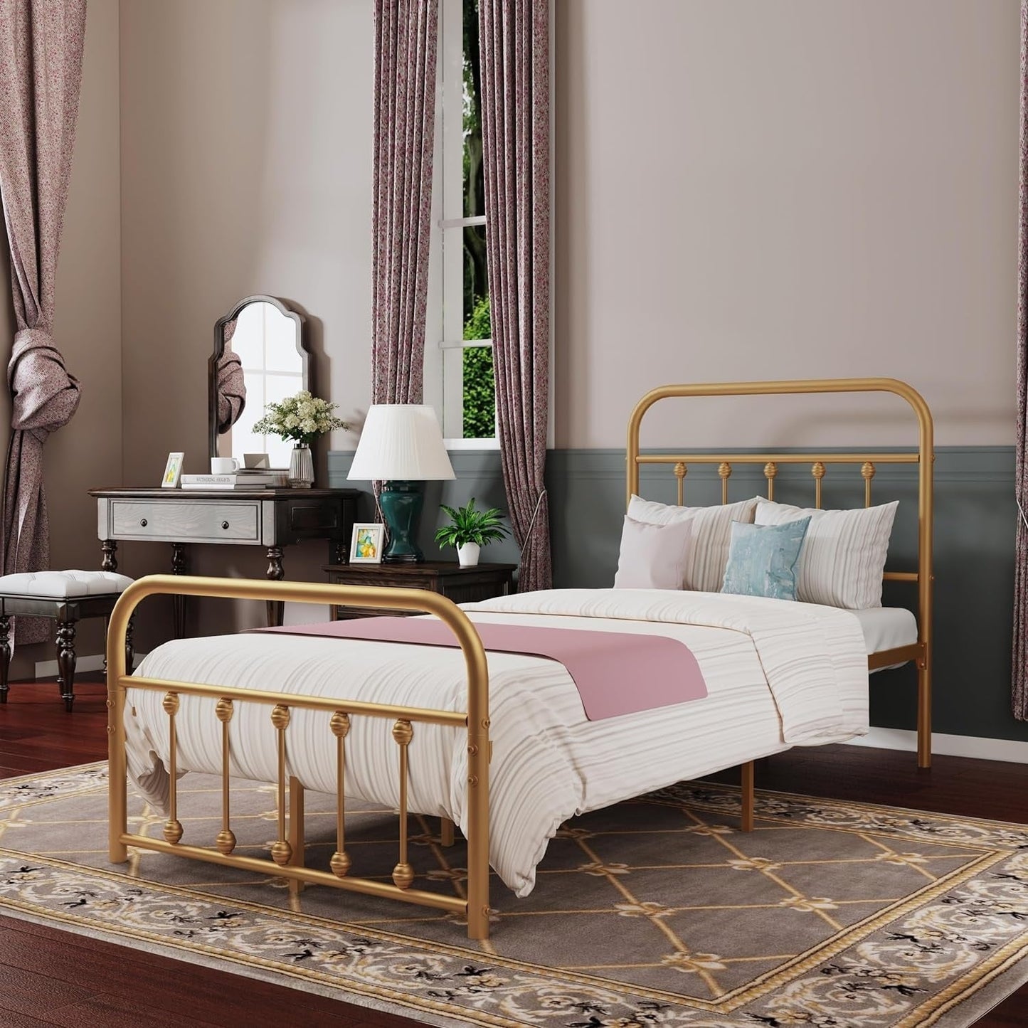 Cadre de lit plateforme en métal simple et vintage, facile à assembler, de Alazyhome