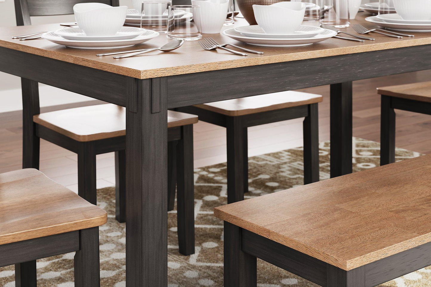 Table à manger Gesthaven avec 4 chaises et banc (ensemble de 6)