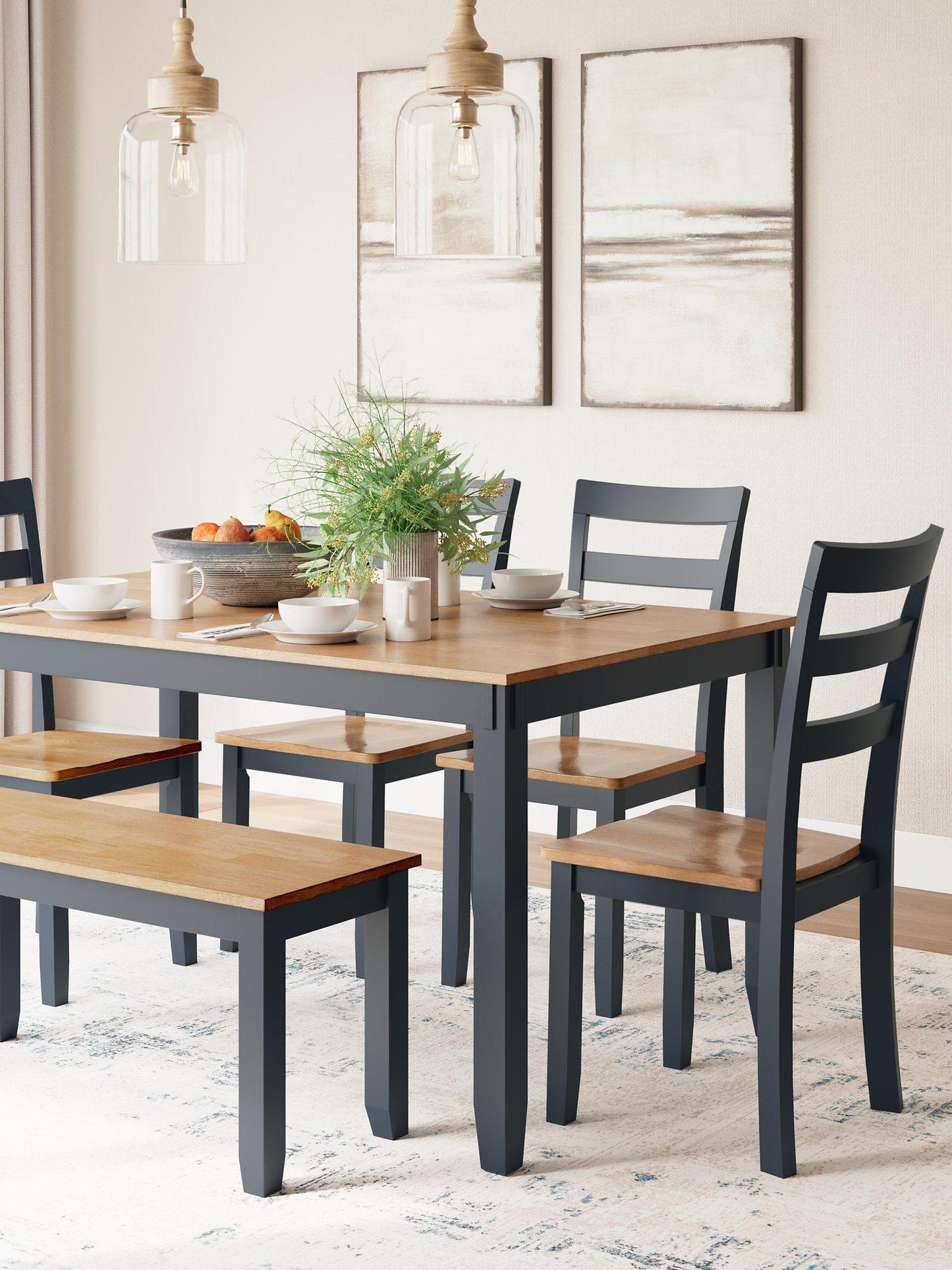 Table à manger Gesthaven avec 4 chaises et banc (ensemble de 6)
