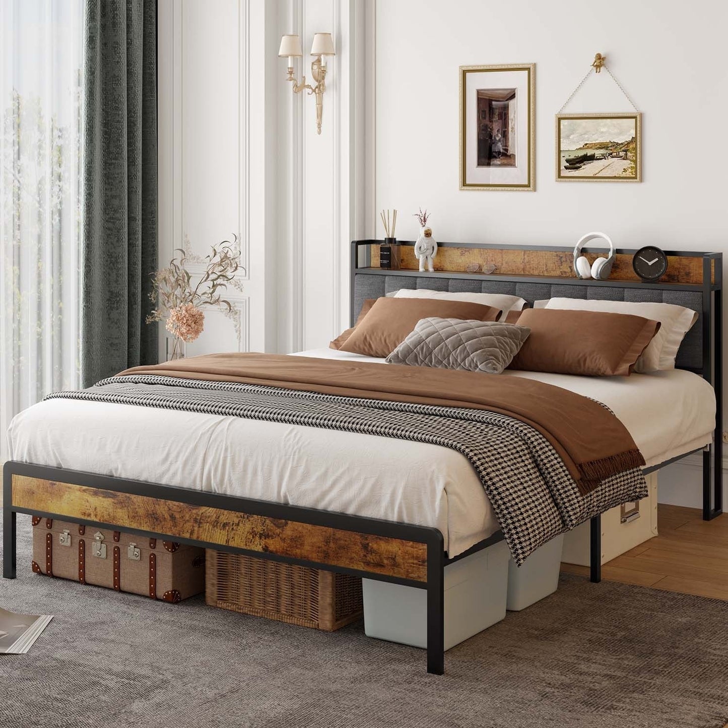Cadre de lit à plateforme en métal pour matelas Twin / Double / Queen / King avec tête de lit rembourrée et rangement.