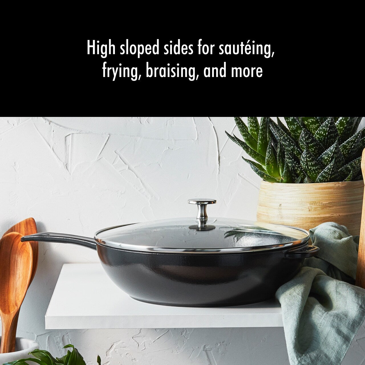 Casserole quotidienne en fonte STAUB de 2,9 quarts avec couvercle en verre