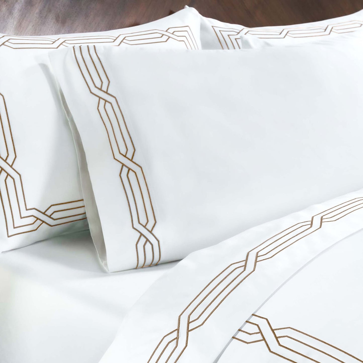 Jeu de draps uni en coton égyptien supérieur, 1200 fils, respectueux de l'environnement.