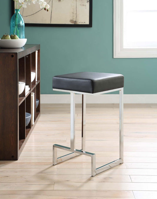 Tabouret de bar carré Gervase, hauteur standard, noir et chrome
