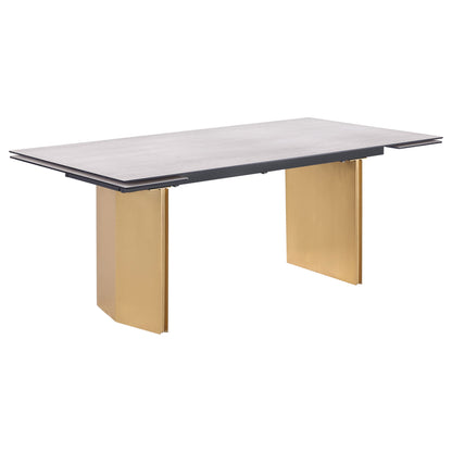 Tables à manger Vesa