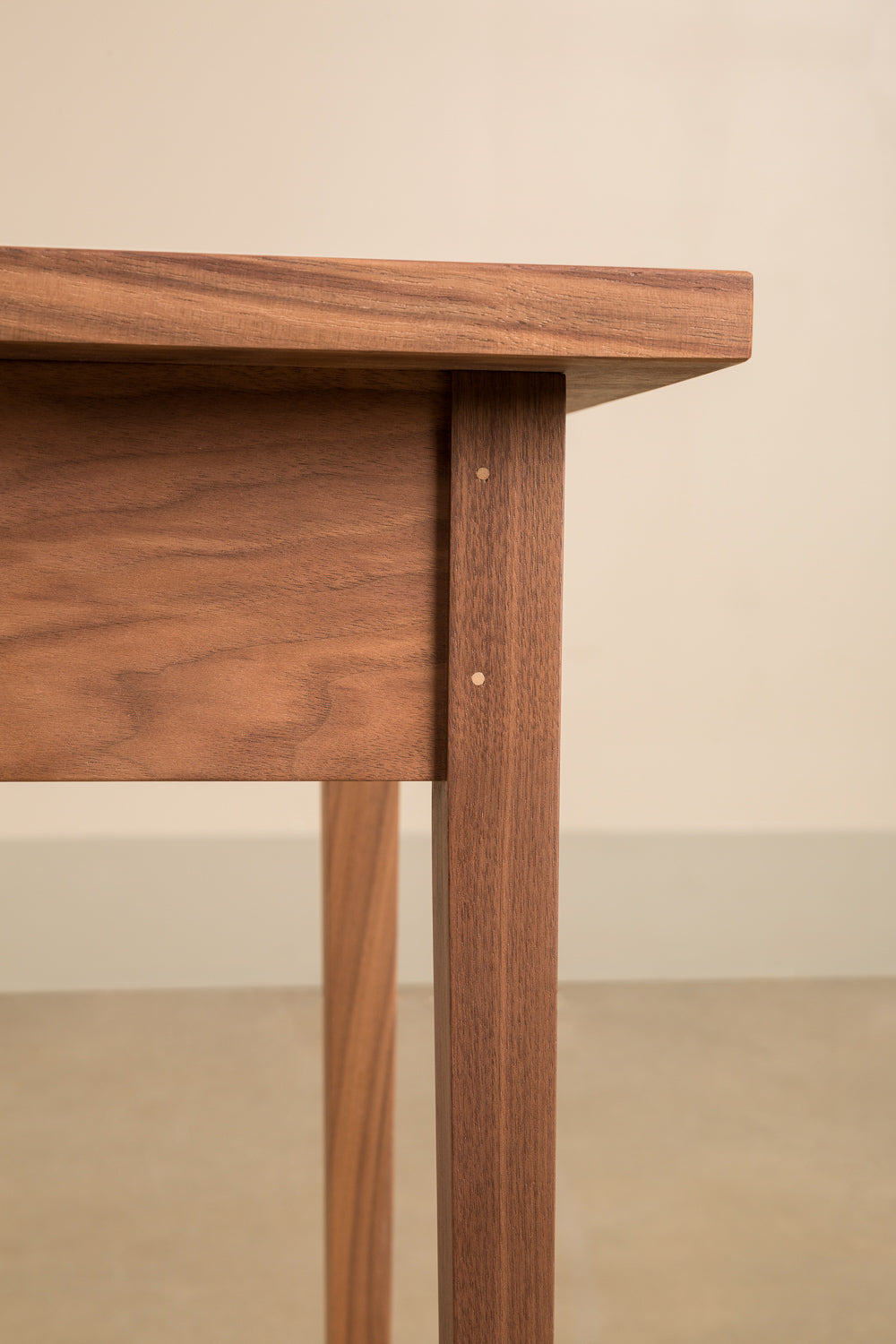 Table d'appoint Shaker Heirloom - Noyer
