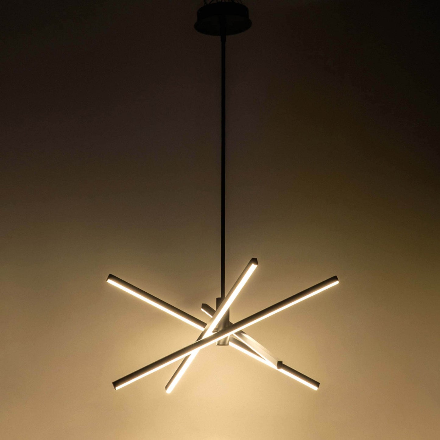 Luminaire suspendu linéaire en forme de sputnik, en aluminium noir/doré, à LED moderne, pour salon/salle à manger/cuisine.
