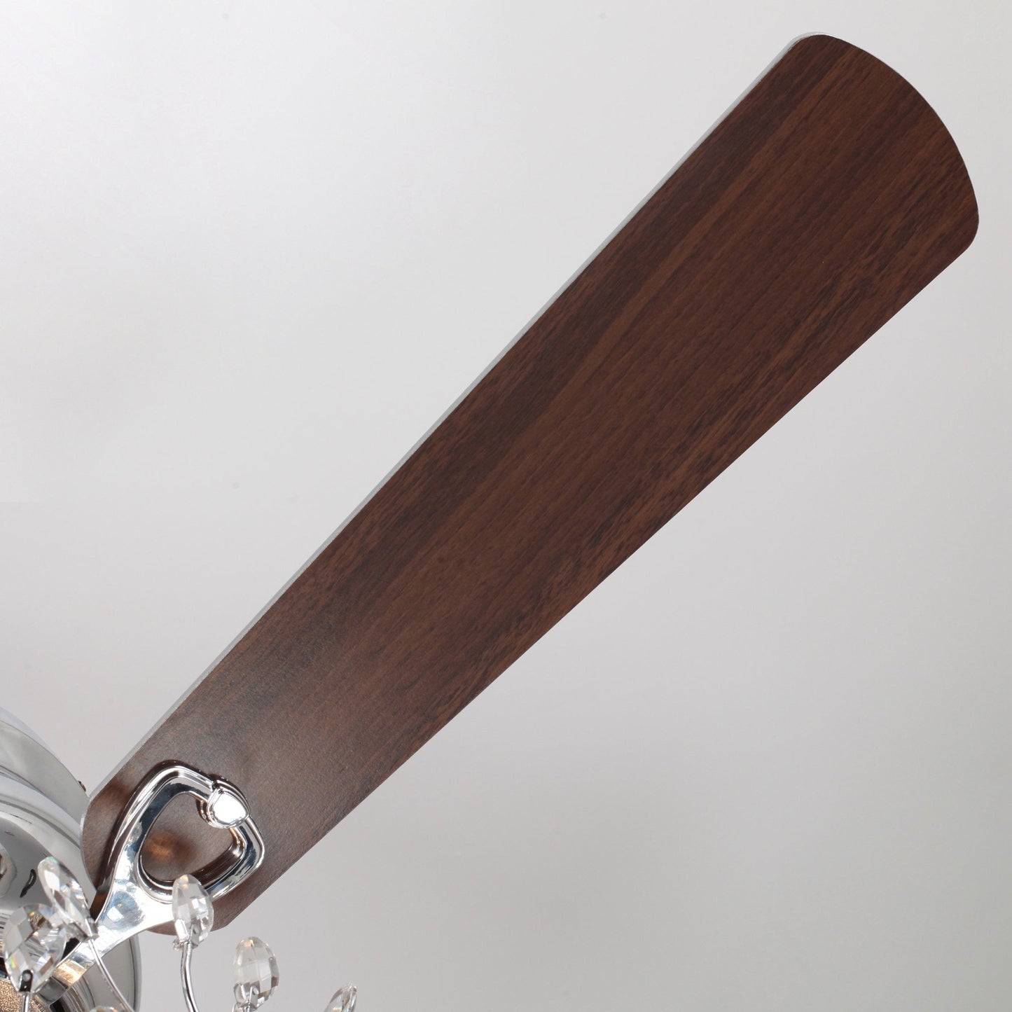 Ventilateur de plafond moderne à 5 pales réversibles, à montage encastré, avec télécommande, 48 pouces, avec cristaux.