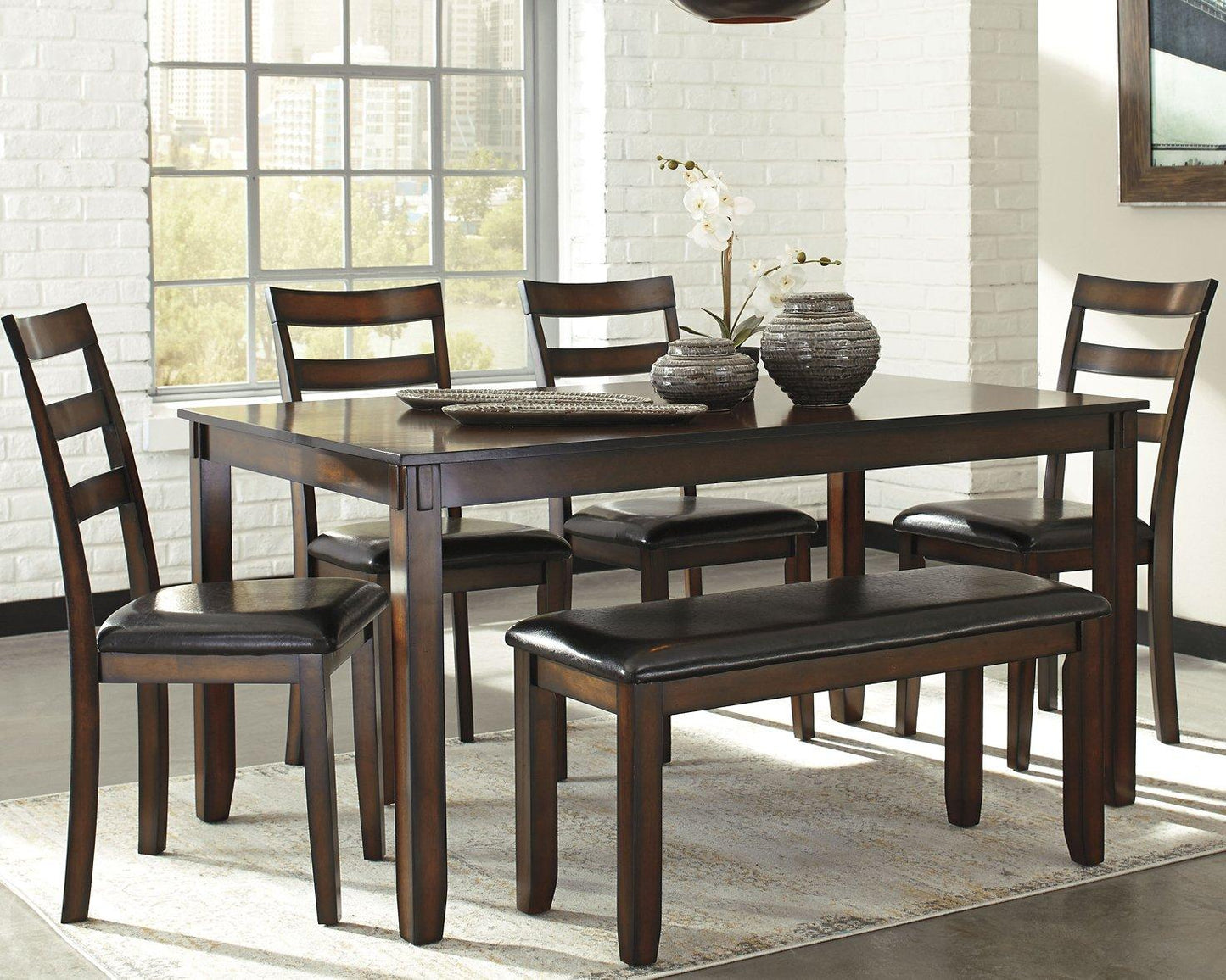 Table à manger et chaises Coviar avec banc (ensemble de 6)