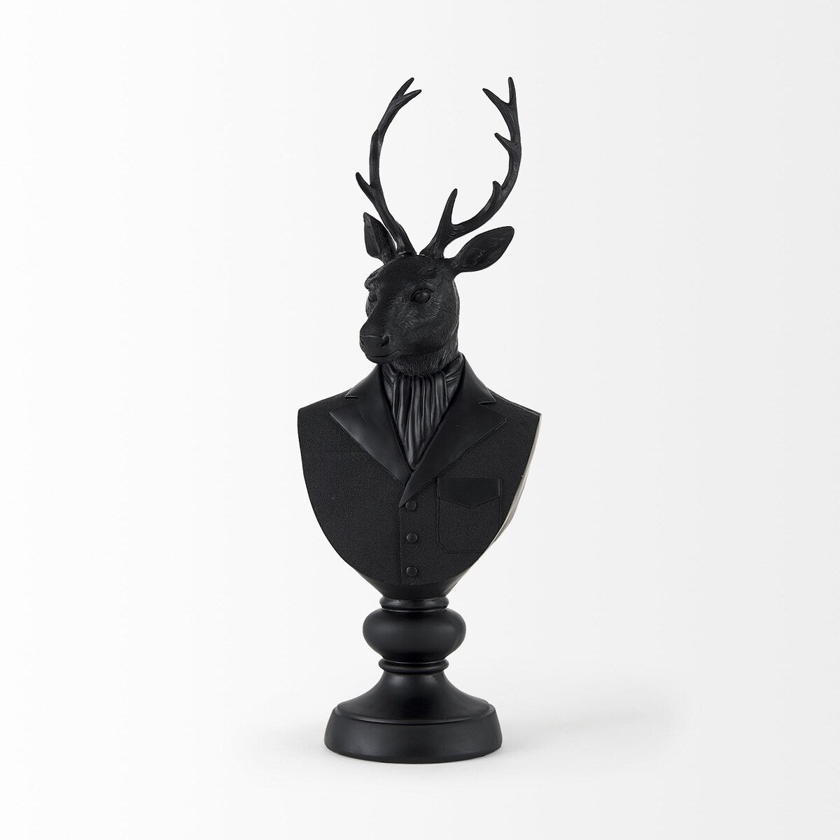Buste de cerf en résine noire portant un costume - 15,2 cm L x 20,3 cm P x 58,4 cm H