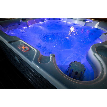 Bain à remous Buenospa Jersey 6 places, 46 jets, blanc glace, gris avec ozone et lumières LED.