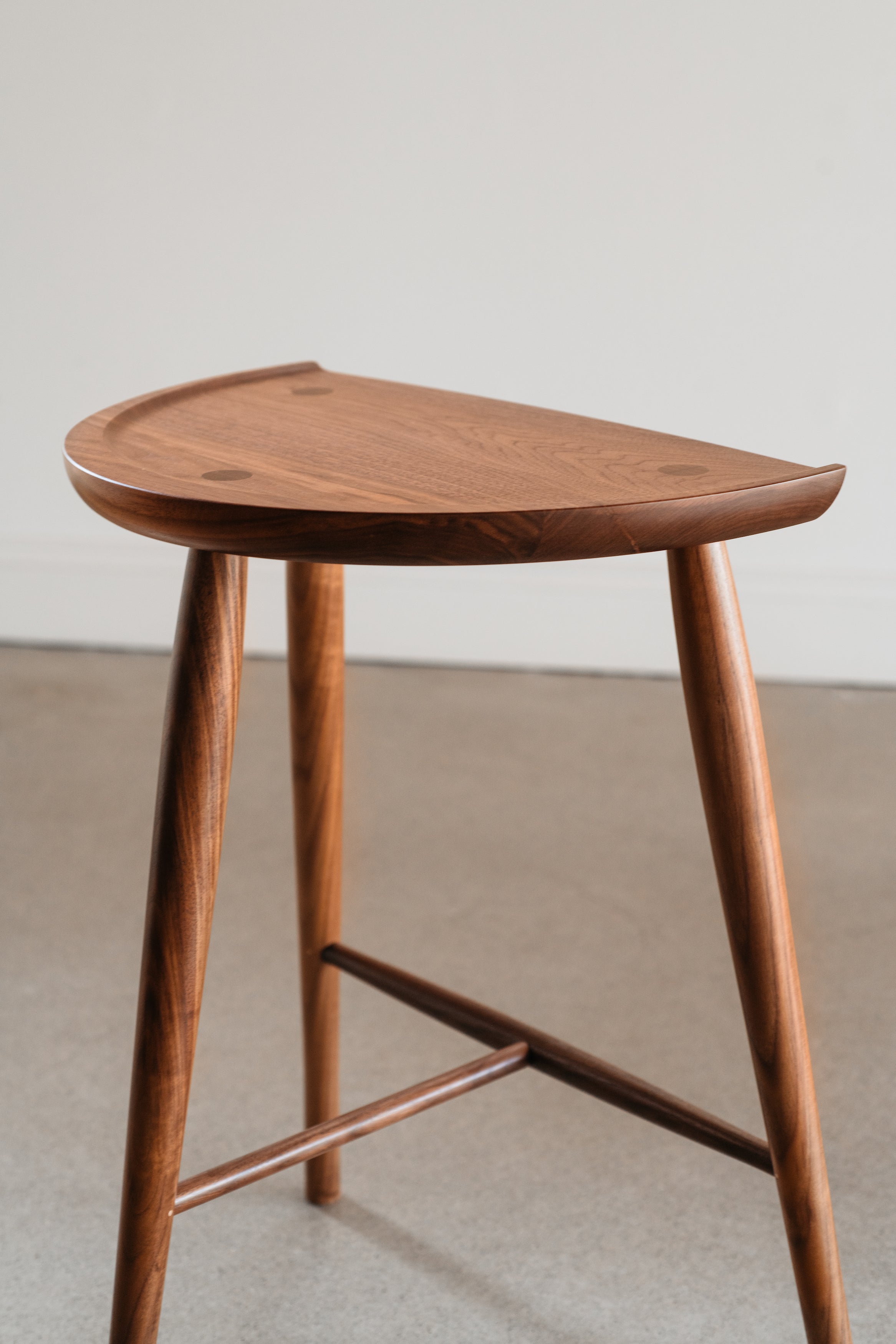 Tabouret Shaker - Noyer