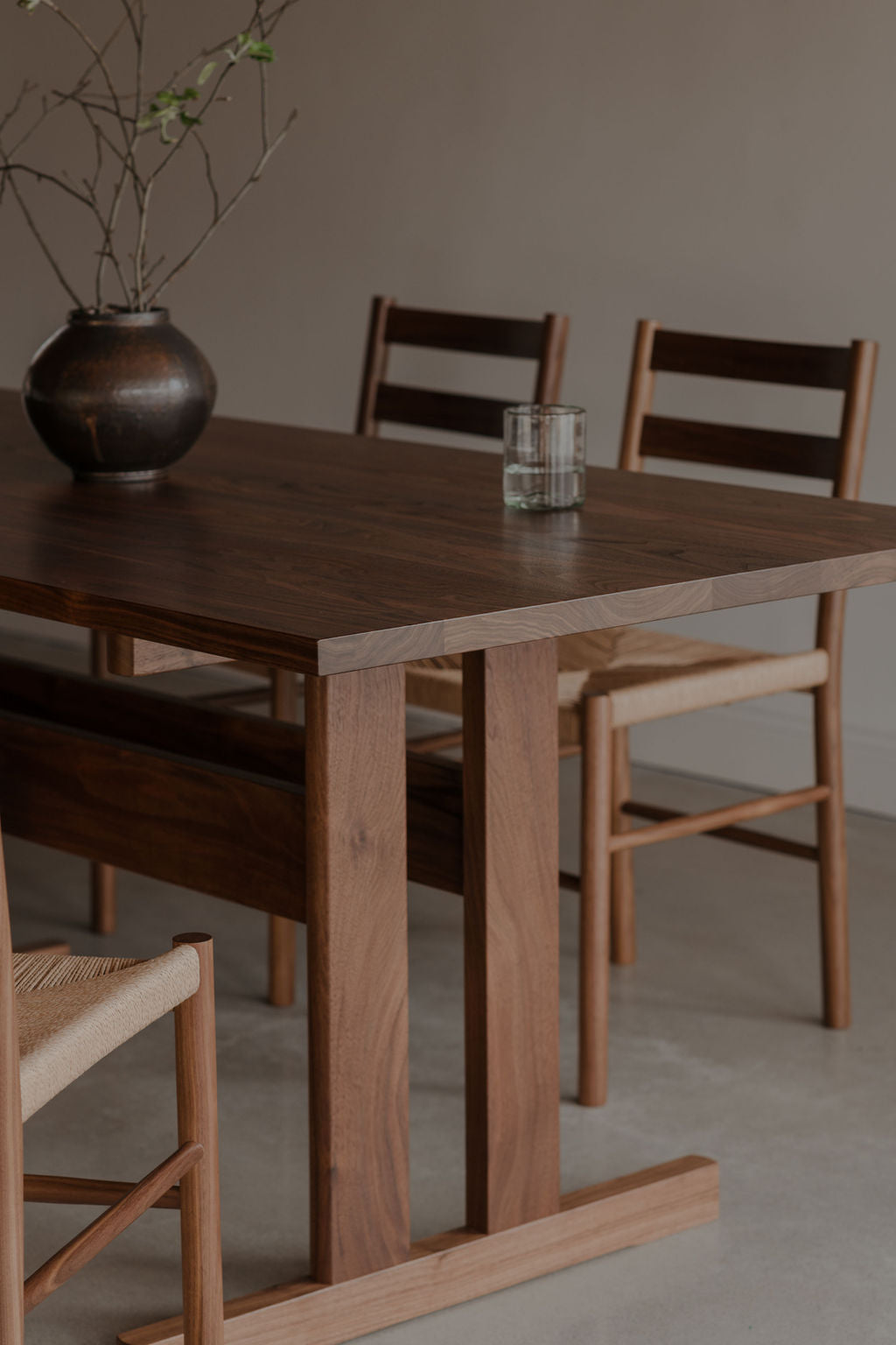 Table à manger Knox - Noyer