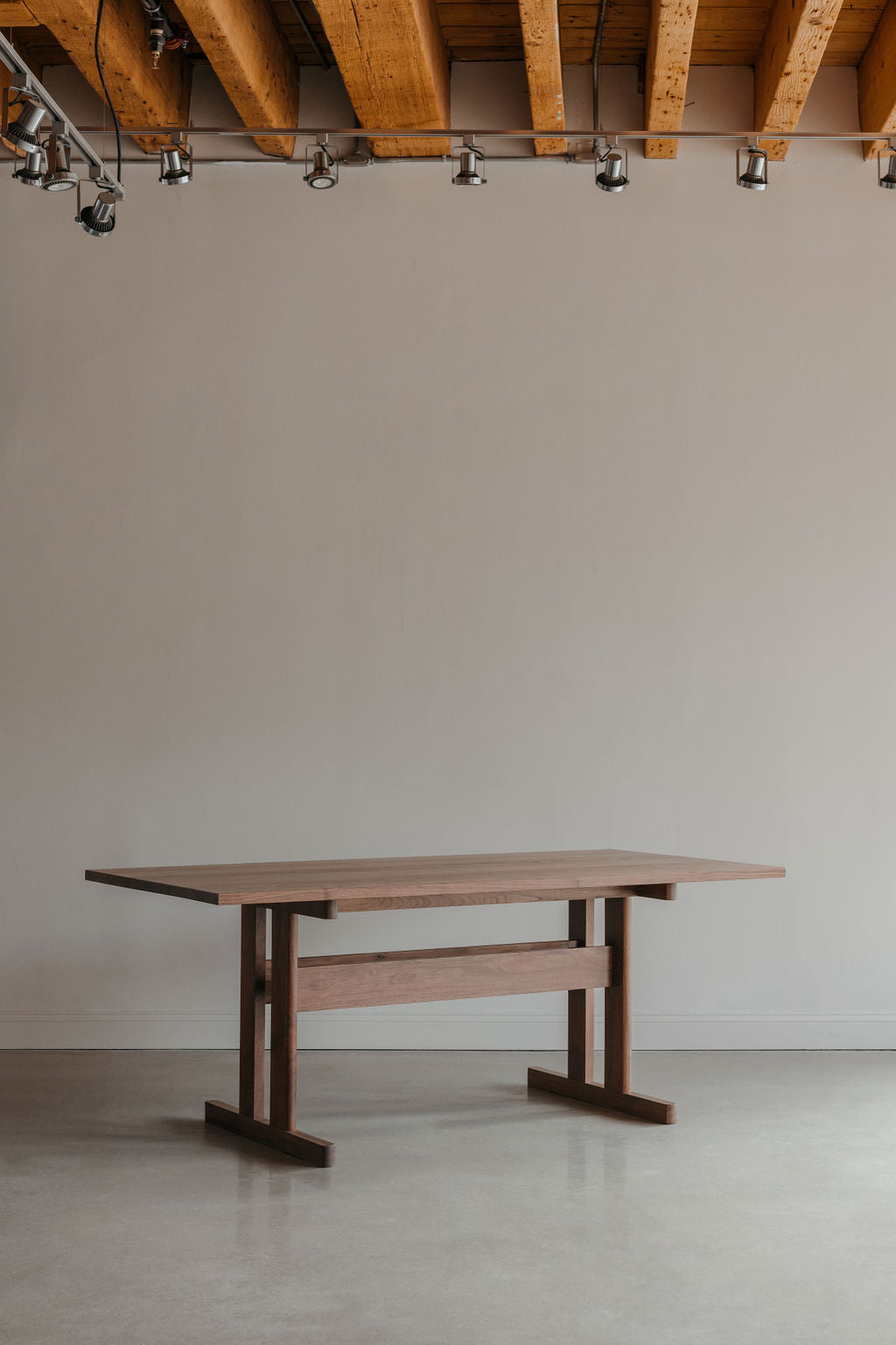 Table à manger Knox - Noyer