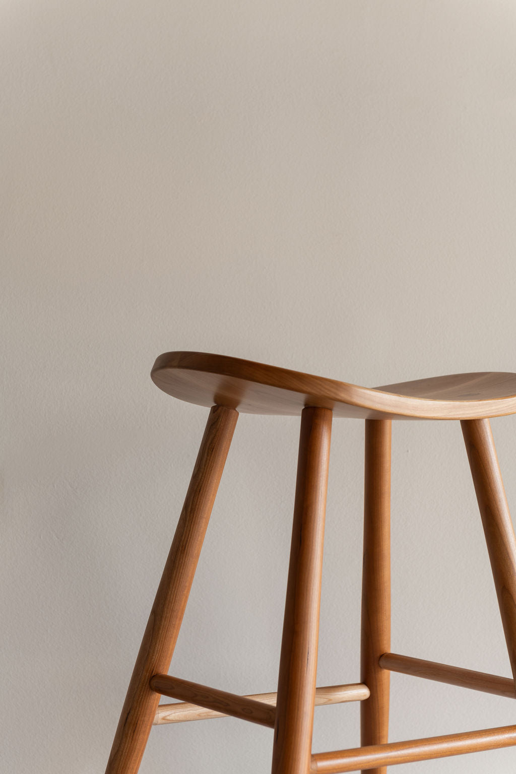 Tabouret Davis - Cerisier
