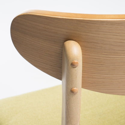 Chaise de salle à manger Abrielle en bois d'hévéa rembourrée, style moderne du milieu du siècle (lot de 2) par Christopher Knight Home