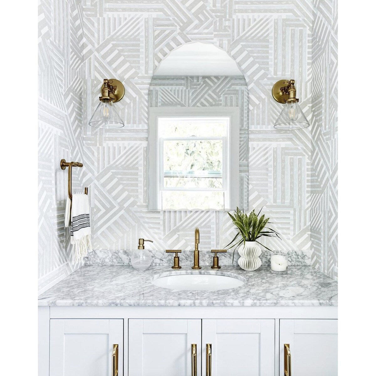 Rita Arch Miroir de salle de bain moderne sans cadre