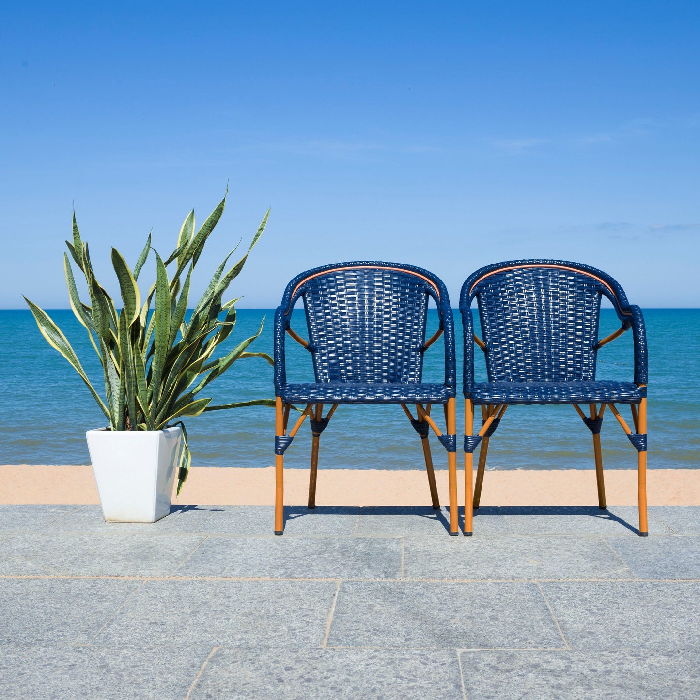 Fauteuil à accoudoirs SAFAVIEH Doreth (lot de 2) - 58,4 x 91,4 x 63,5 cm (LxlxH)