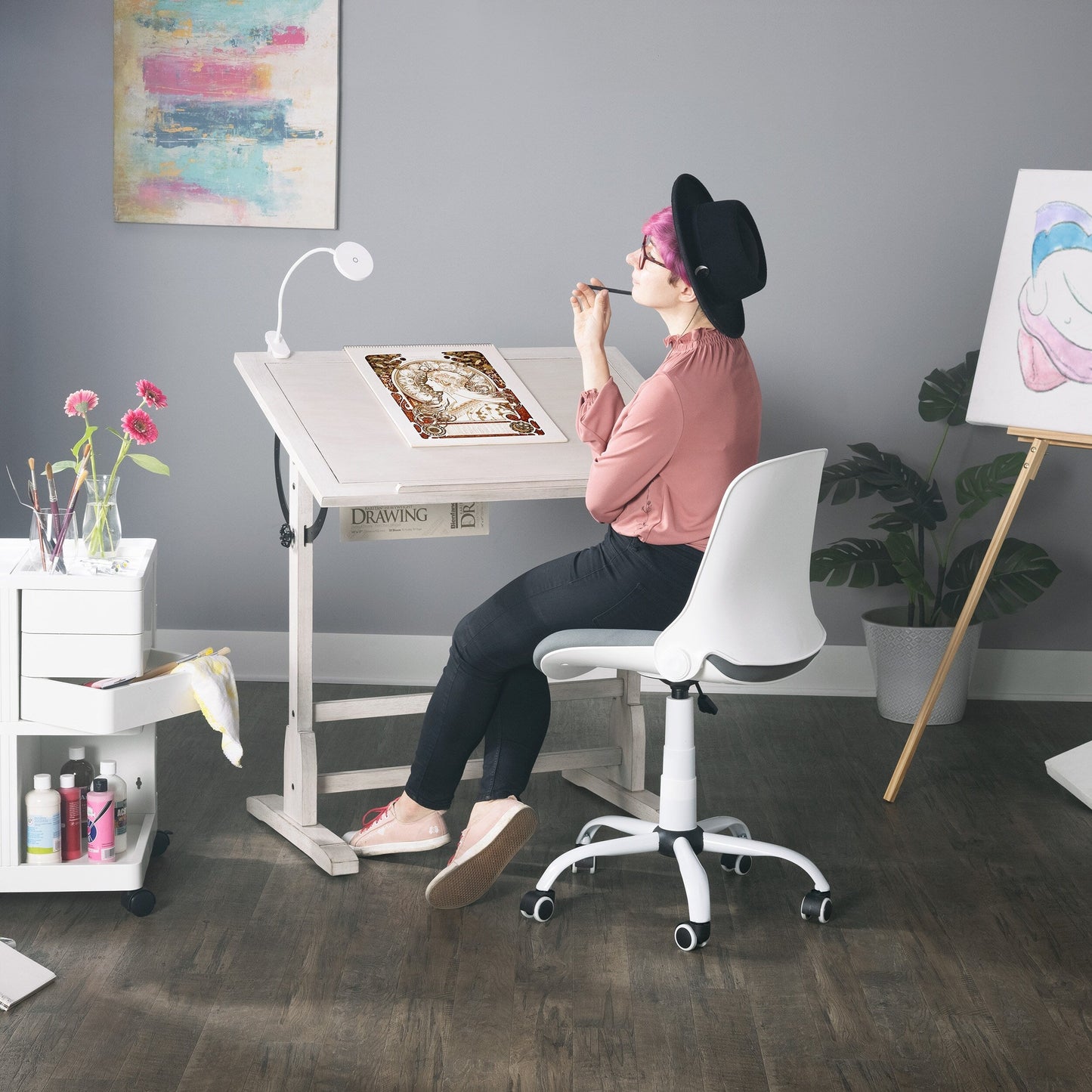 Table de dessin vintage en bois Studio Designs de 91 cm avec plateau inclinable pour le dessin